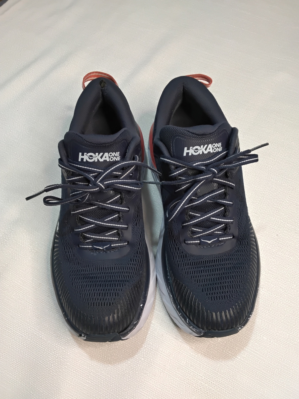 Hoka One One Bondi 7 Navy and Coral Women's Athletic Running Shoes Sz 8.5.